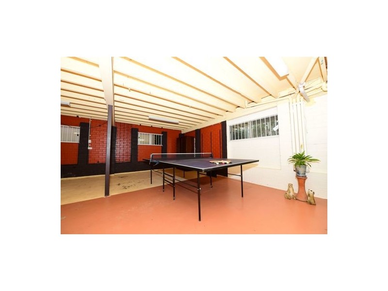 42 Ingleston Street, Wynnum West QLD 4178