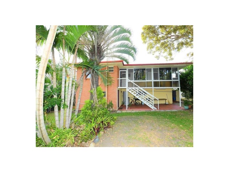 42 Ingleston Street, Wynnum West QLD 4178