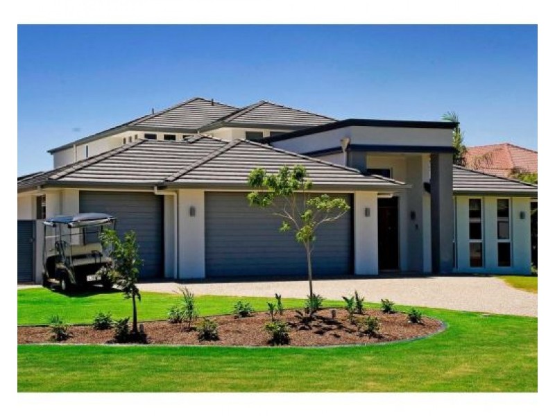 2130 Carlton Drive, Hope Island QLD 4212