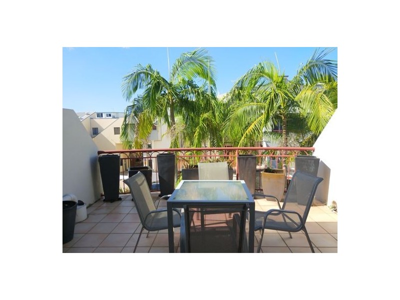 42/176 Sydney Street, New Farm QLD 4005