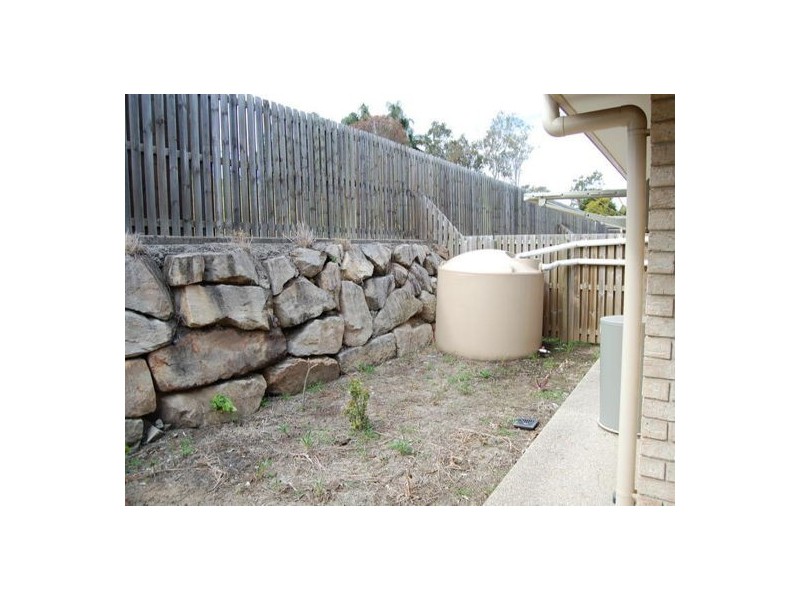 Unit 7 8 Rosegum Pl, Redbank Plains QLD 4301