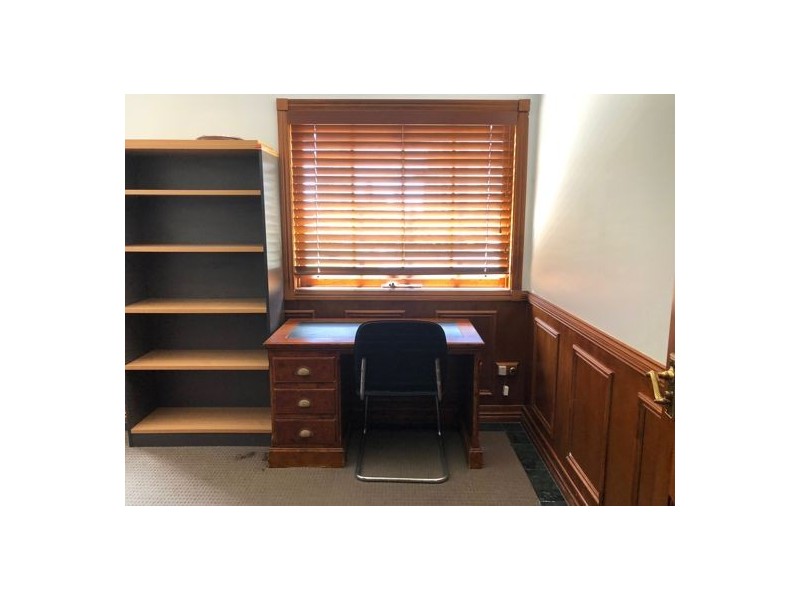 82 Ferney Avenue, Surfers Paradise QLD 4217