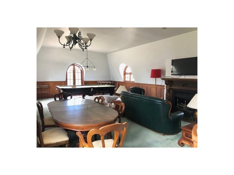 82 Ferney Avenue, Surfers Paradise QLD 4217