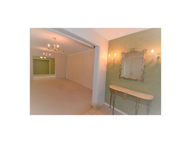 1/45 Mulgray Ave, Baulkham Hills NSW 2153