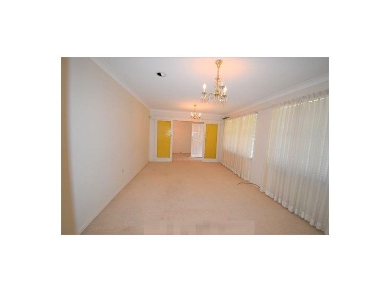 1/45 Mulgray Ave, Baulkham Hills NSW 2153