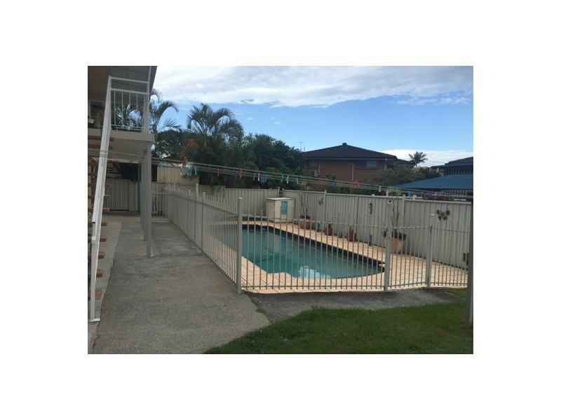 16 Gralunga St, Mansfield QLD 4122