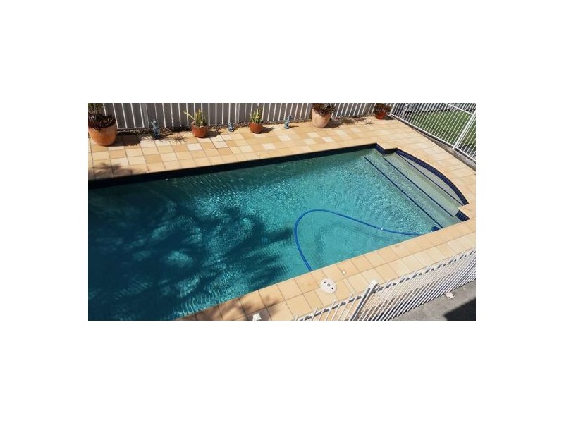 16 Gralunga St, Mansfield QLD 4122