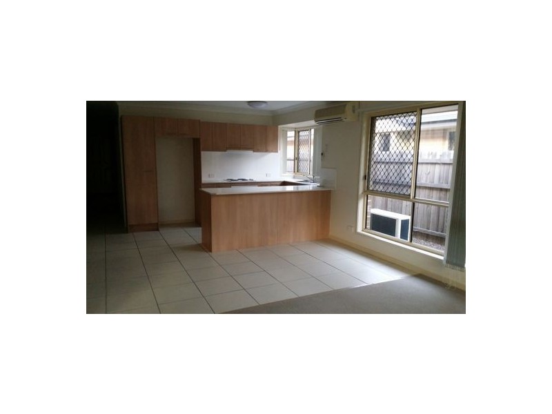 17 64 Groth Road, Boondall QLD 4034