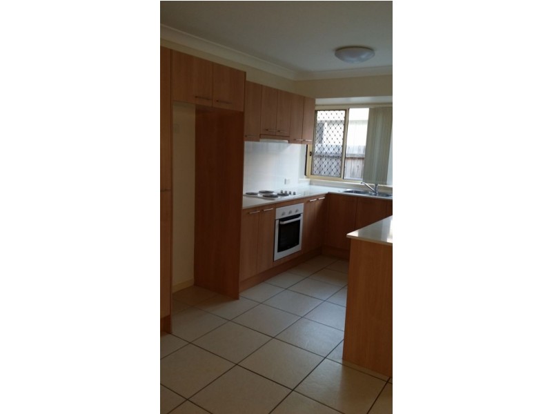 17 64 Groth Road, Boondall QLD 4034