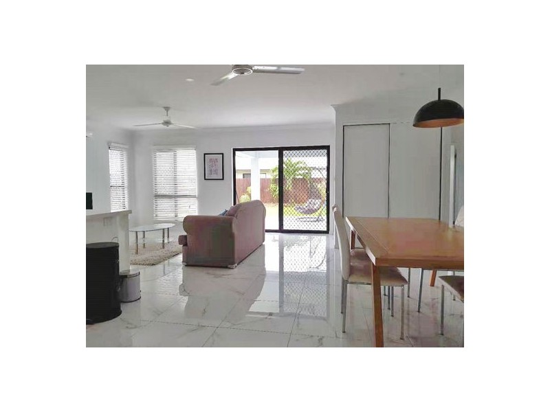 23 Singleton Close, Smithfield QLD 4878