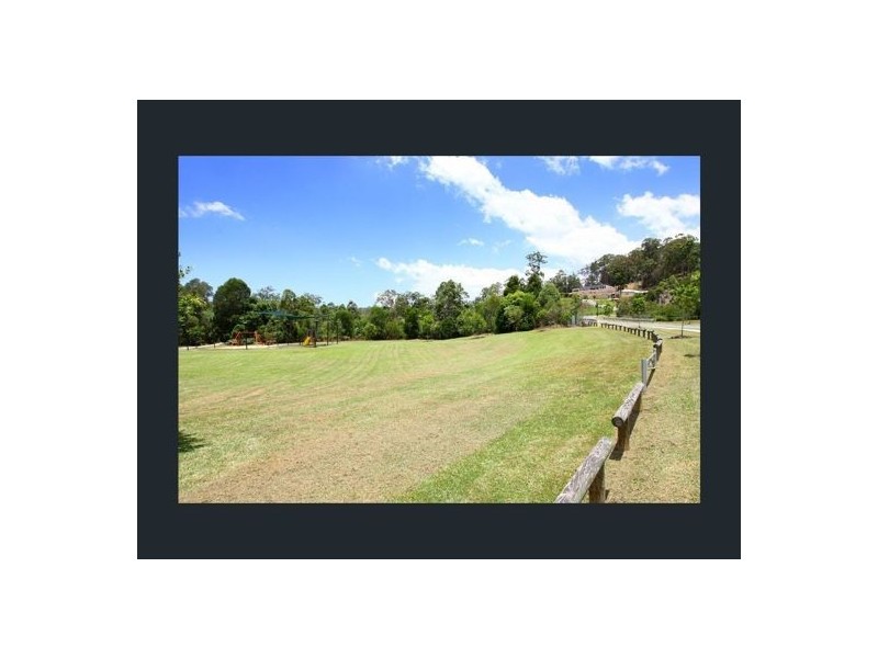 69 Valleyview Drive, Mount Nathan QLD 4211
