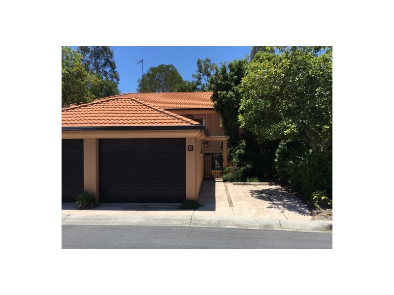 29 105 Oldfield Rd, Sinnamon Park QLD 4073