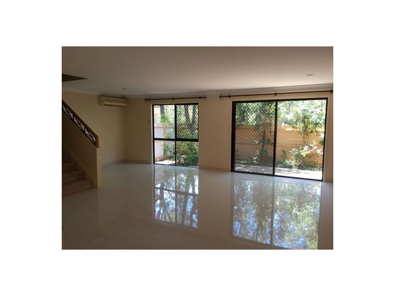 29 105 Oldfield Rd, Sinnamon Park QLD 4073