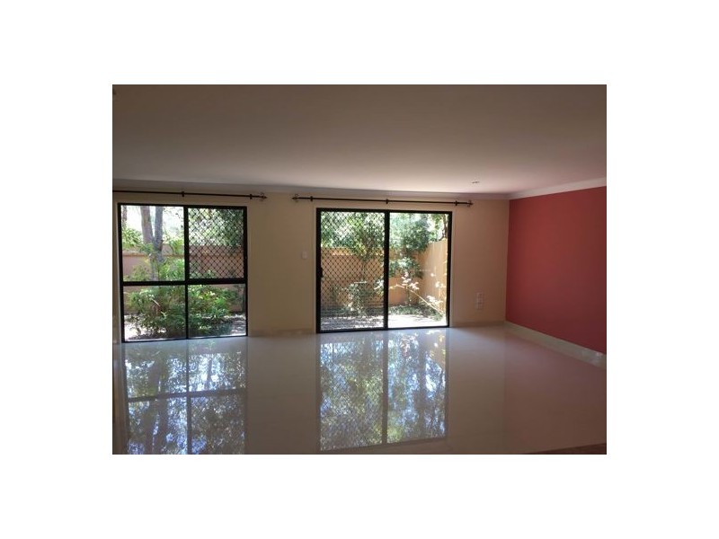 29 105 Oldfield Rd, Sinnamon Park QLD 4073