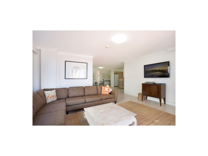 39/126 Old Burleigh Road, Broadbeach QLD 4218