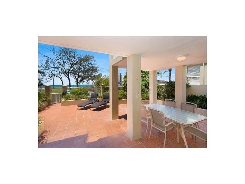 39/126 Old Burleigh Road, Broadbeach QLD 4218
