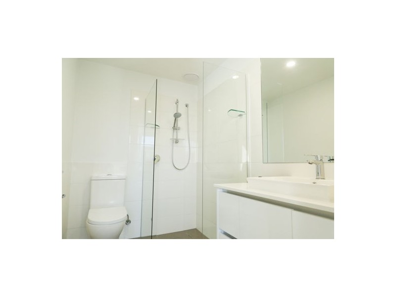 2311 1 Waterford Court, Bundall QLD 4217