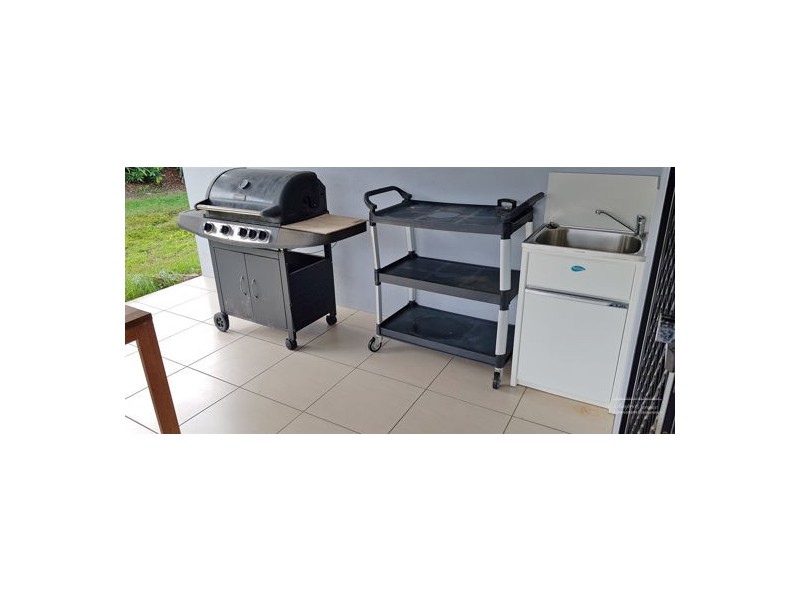 24 Cityview Crescent, Mooroobool QLD 4870