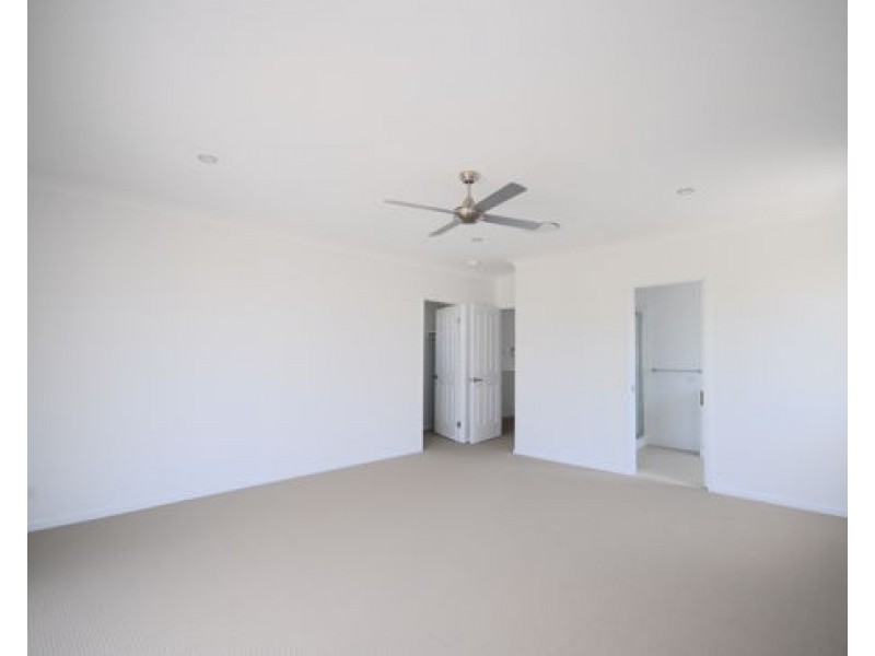 20 Willow Way, Rochedale QLD 4123