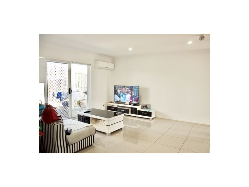 22 Highgrove Street, Calamvale QLD 4116