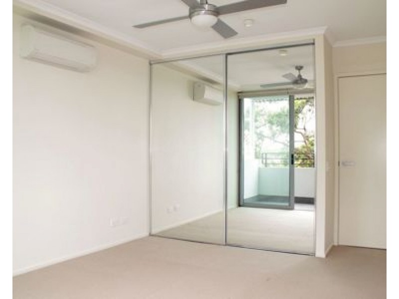 406/66 Slobodian ave, Eight Mile Plains QLD 4113