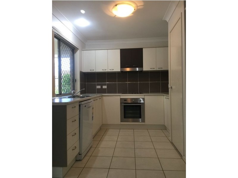 4 5 Myrtle Crescent, Bridgeman Downs QLD 4035