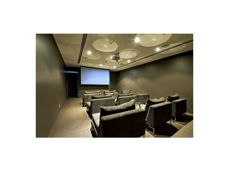 2405/4 Wahroonga Place, Surfers Paradise QLD 4217