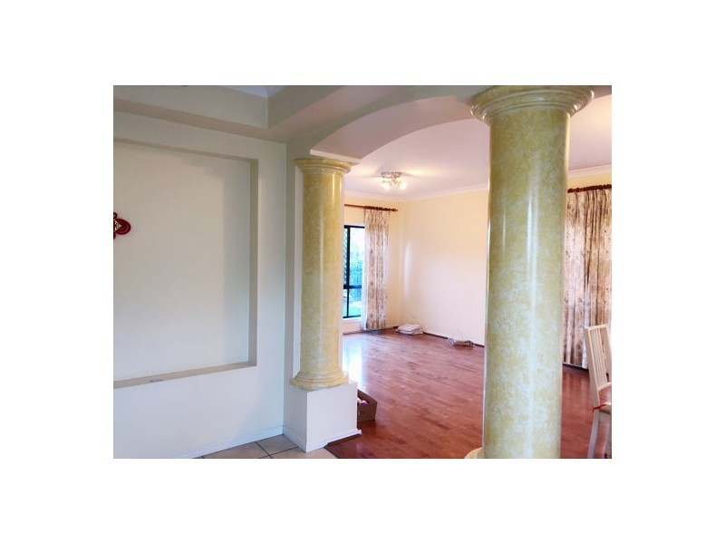 8 Falaise Place, Sunnybank Hills QLD 4109