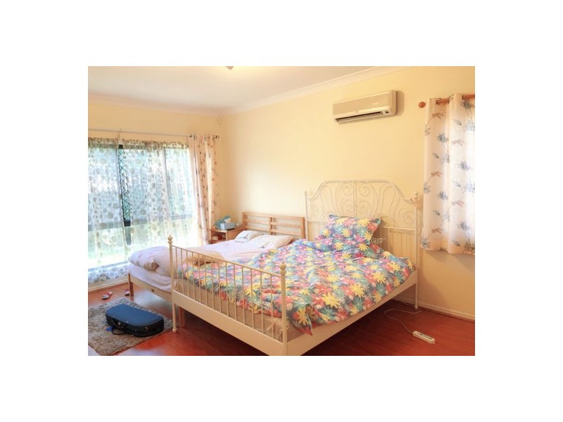 8 Falaise Place, Sunnybank Hills QLD 4109