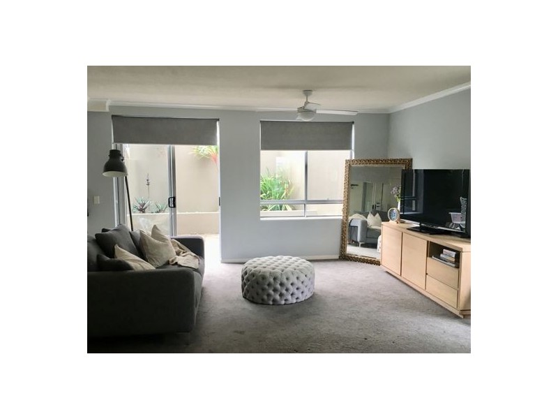 5106/12 Executive Drive, Burleigh Waters QLD 4220
