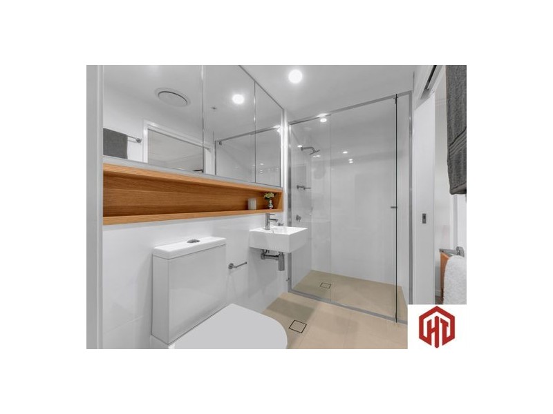 8K 42 Wyandra Street, Newstead QLD 4006