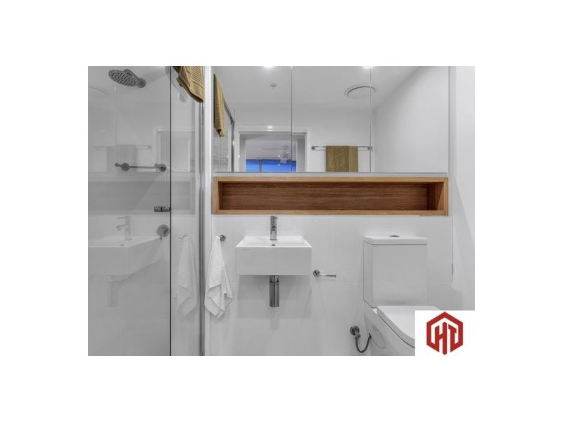 8K 42 Wyandra Street, Newstead QLD 4006