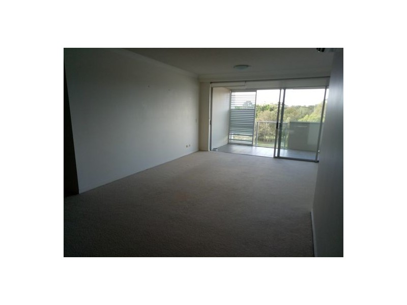 4304 14 Executive Drive, Burleigh Waters QLD 4220