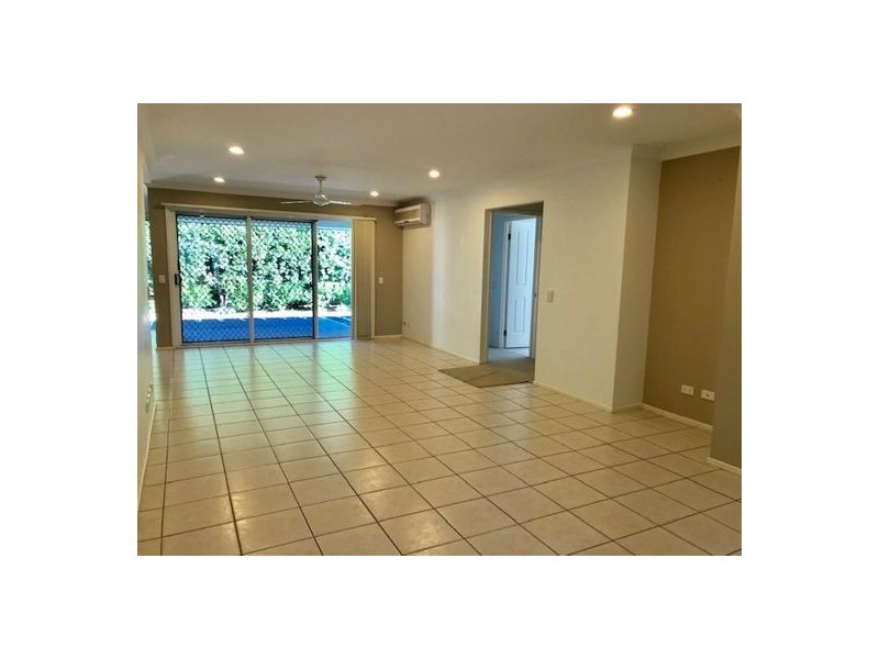 4/29 Lachlan Drive, Wakerley QLD 4154
