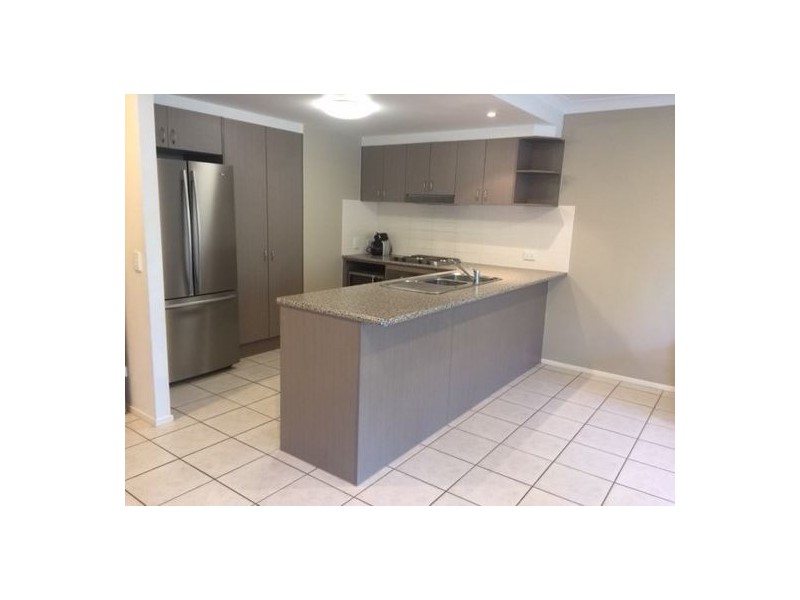 4/29 Lachlan Drive, Wakerley QLD 4154