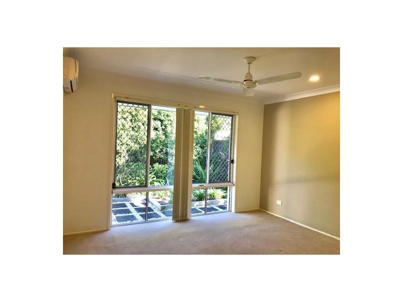4/29 Lachlan Drive, Wakerley QLD 4154