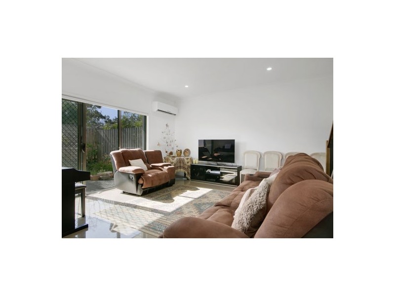 3/64 Ormskirk st, Calamvale QLD 4116