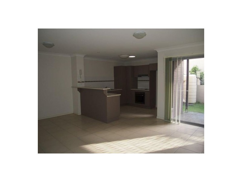 AN/2 Toohey St, Pacific Pines QLD 4211