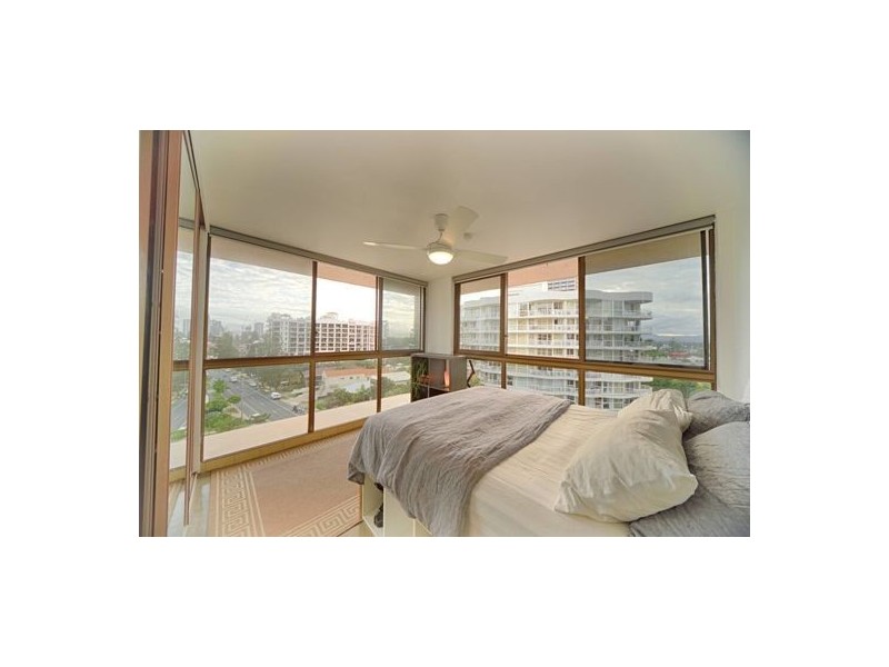 23 219 surf parade, Surfers Paradise QLD 4217