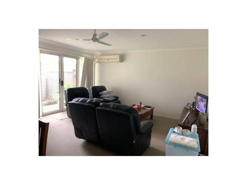 25/8 Rosegum Pl, Redbank Plains QLD 4301