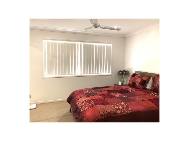 25/8 Rosegum Pl, Redbank Plains QLD 4301
