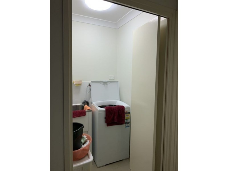 25/8 Rosegum Pl, Redbank Plains QLD 4301