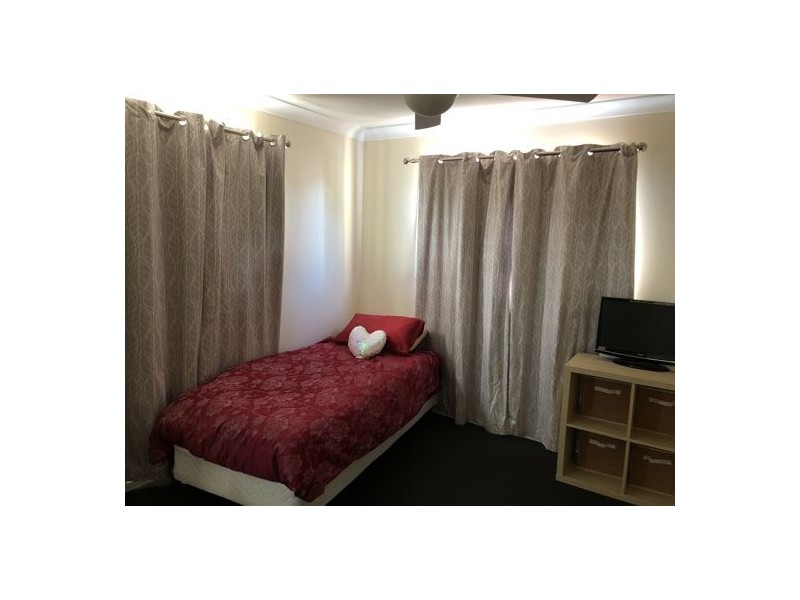 Unit 28 74 Plaza St, Wynnum West QLD 4178