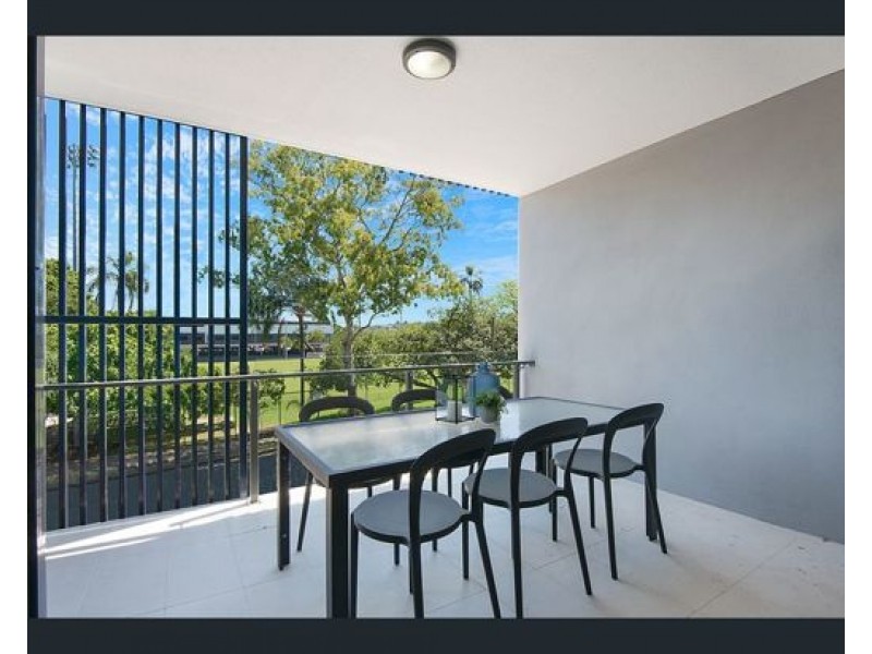 704/5-9 Folkestone Street, Bowen Hills QLD 4006