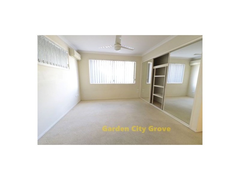 25 Buckingham Place, Eight Mile Plains QLD 4113