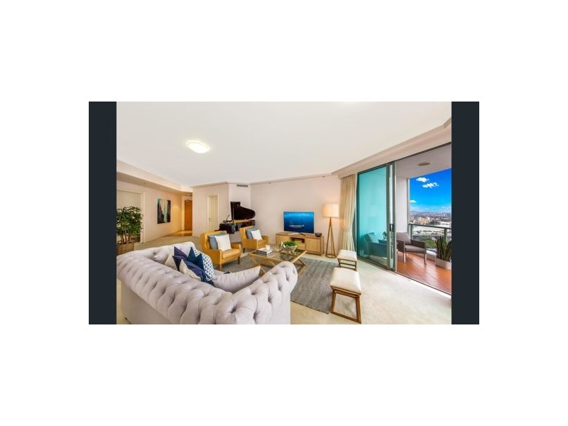 26O 35 Howard Street, Brisbane City QLD 4000