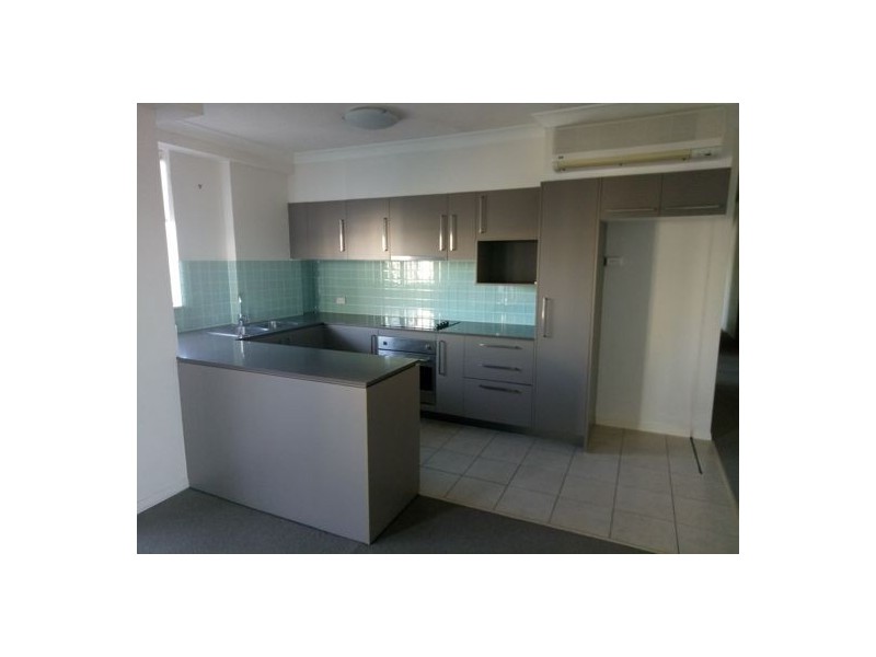 1605 14 Executive Drive, Burleigh Waters QLD 4220