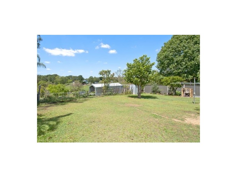 7 Kraatz Ave, Loganlea QLD 4131