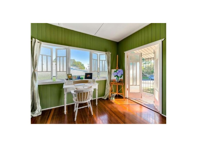 15 Woodlea Street, Moorooka QLD 4105