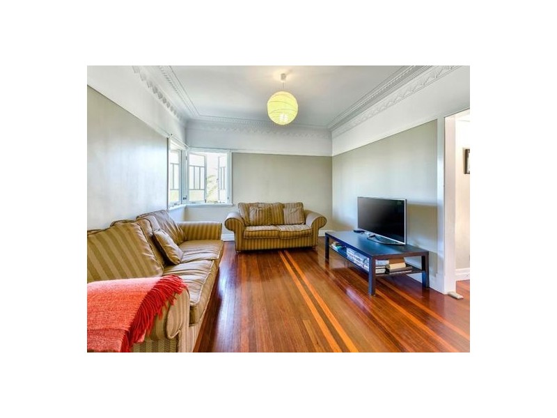 15 Woodlea Street, Moorooka QLD 4105